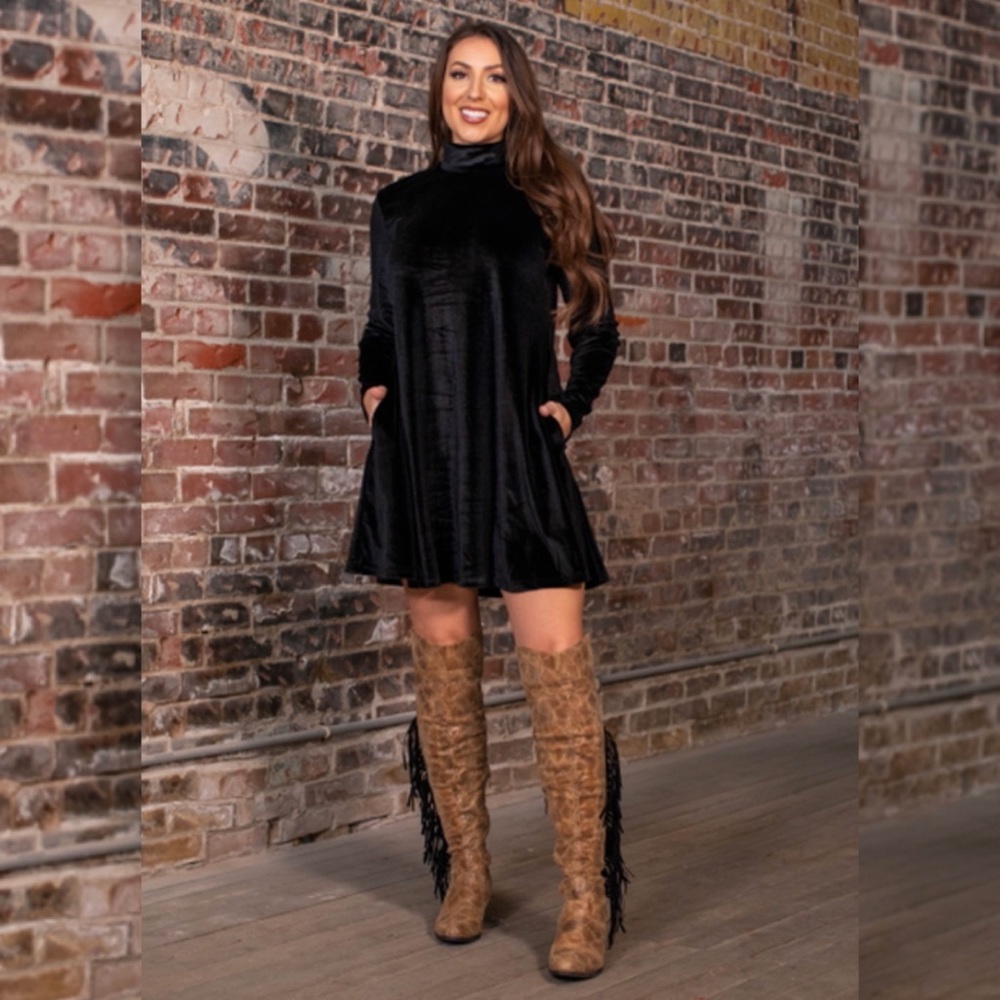 L&B Black Velvet Long Sleeve dress